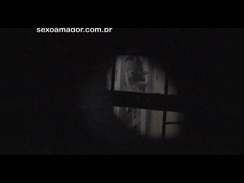 ❤️ Lourinho é filmado secretamente por um voyeur de bairro escondido atrás de tijolos ocos ❌ Porno russo em pt.tubeporno.xyz ️❤